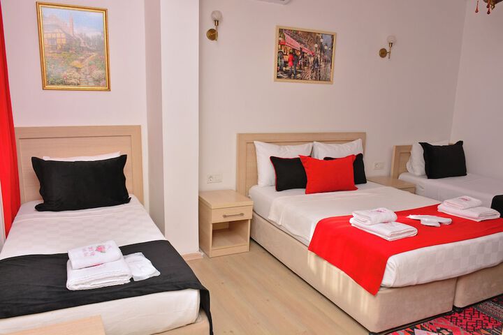 Room 14 of 48