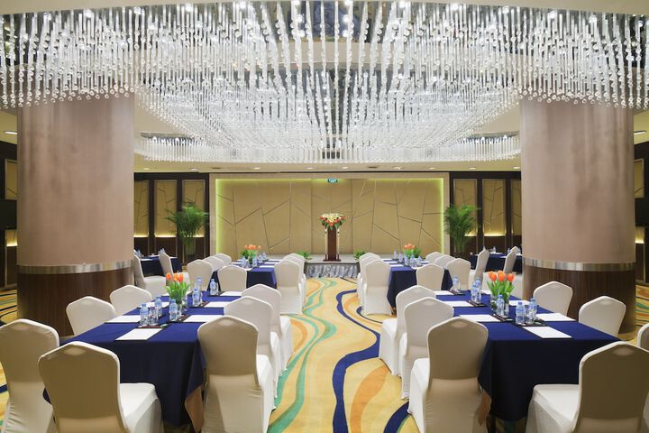 Room 99 of 127