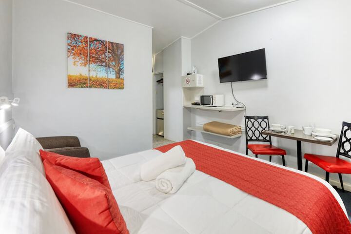 Room 13 of 29
