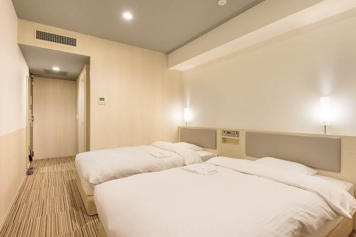 Room 16 of 41
