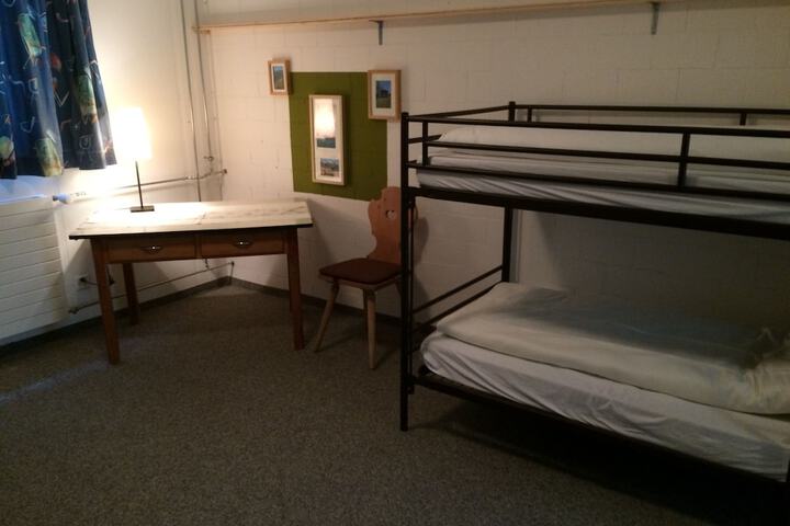 Room 15 of 128