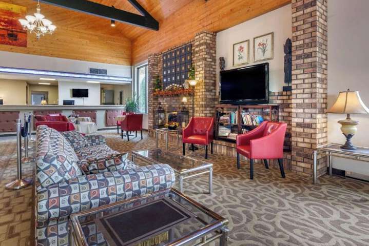 Image of Escanaba Stay Inn & suites