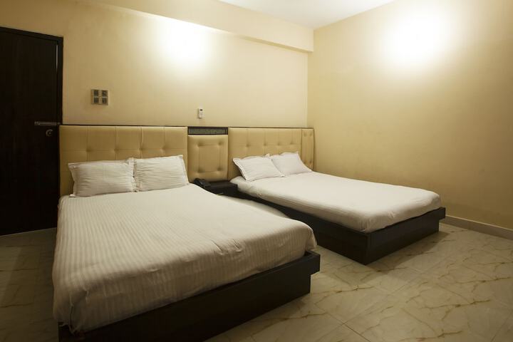 Room 19 of 27