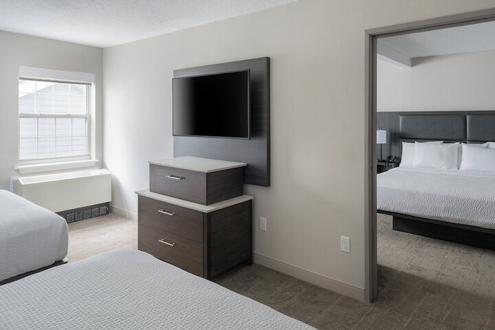 Standard King Bed Sofa (12 of 25)