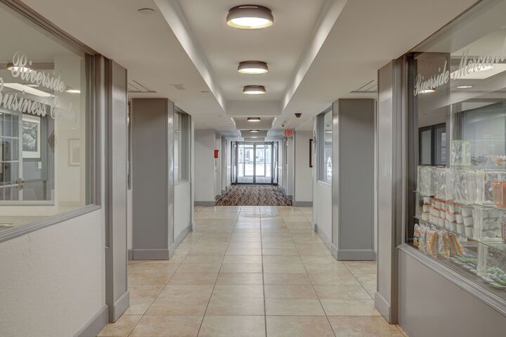 Ballroom/Hall 96 of 139