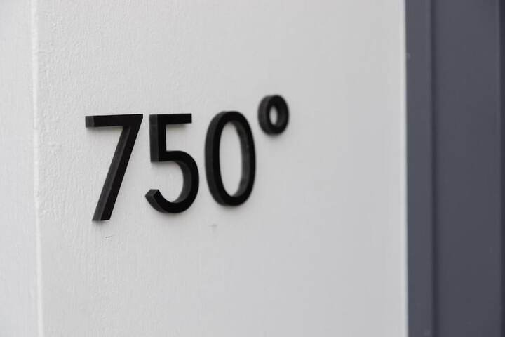 Room 17 of 88