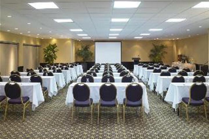 Business Center 77 of 81