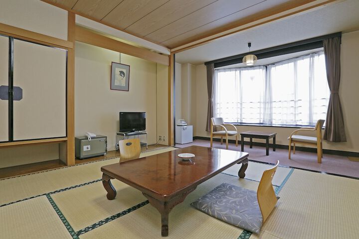 Room 6 of 59