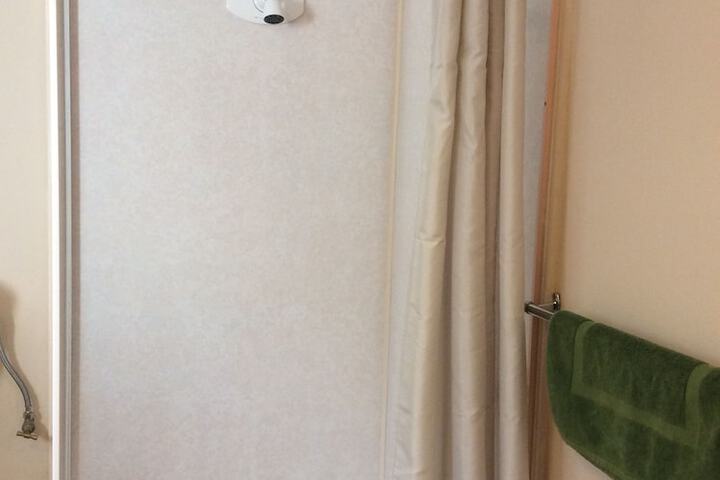 Room 12 of 36