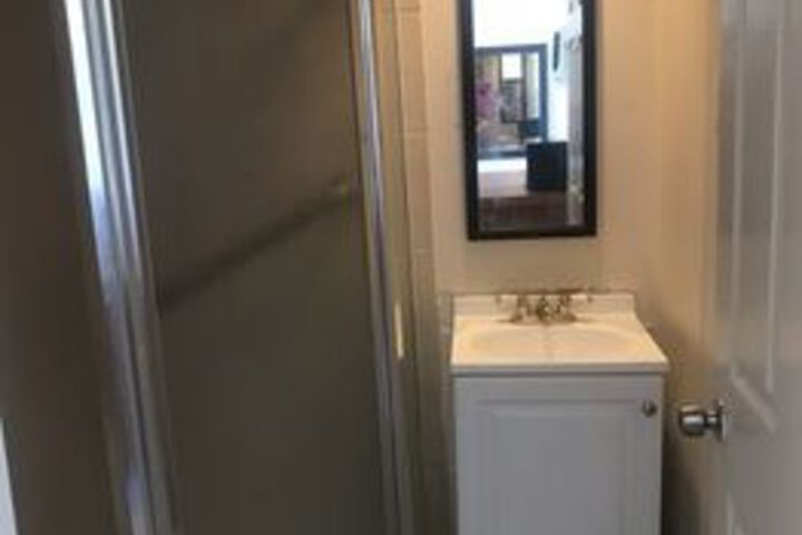 Room 2 of 4