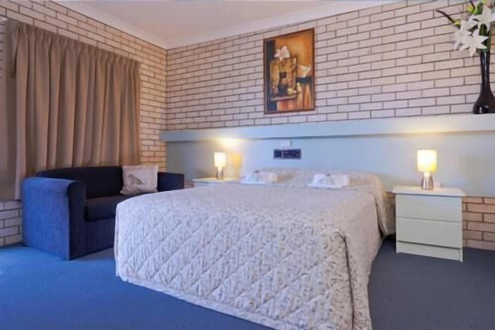 Room 7 of 43