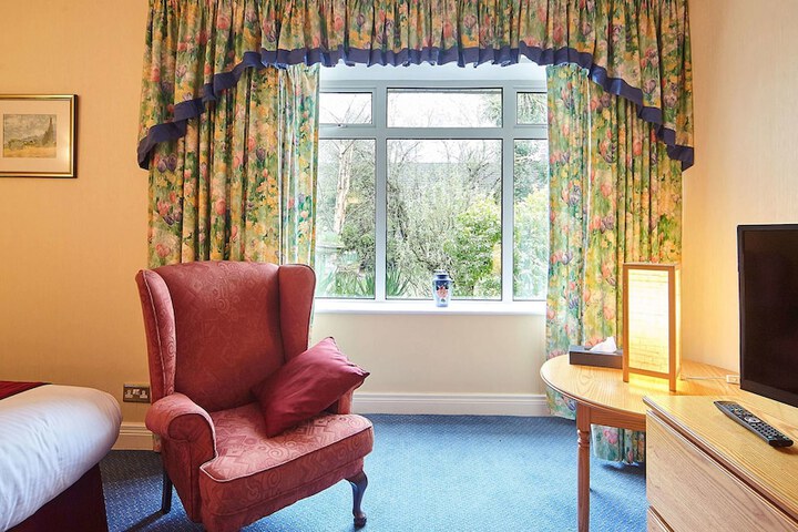 Room 25 of 64