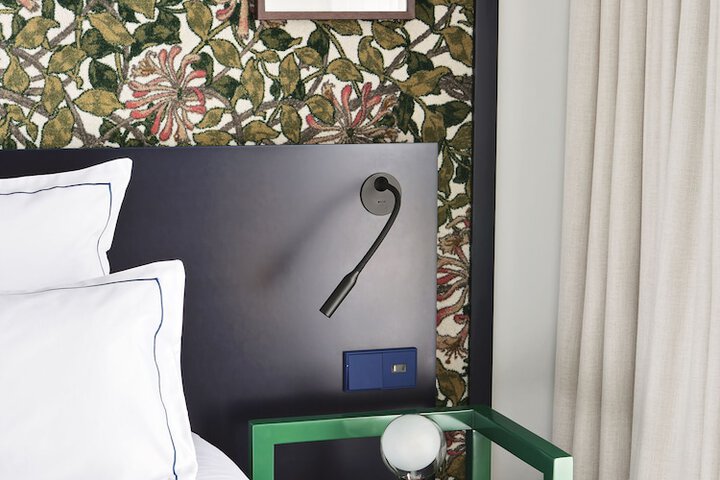 Room 17 of 31