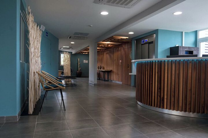 Hotel Interior 4 of 138