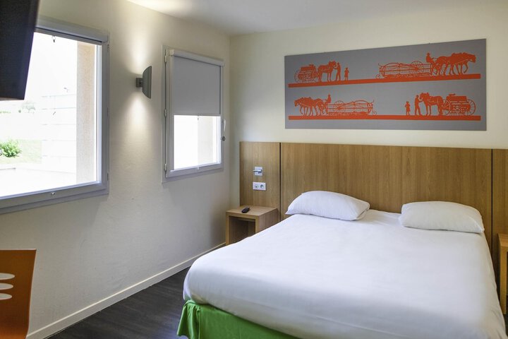 Room 19 of 36