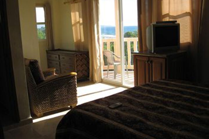 Room 21 of 36