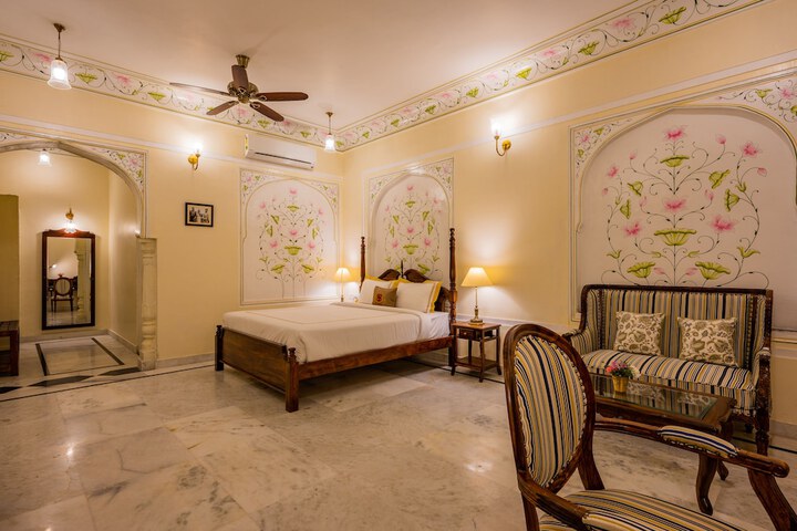 Room 42 of 140