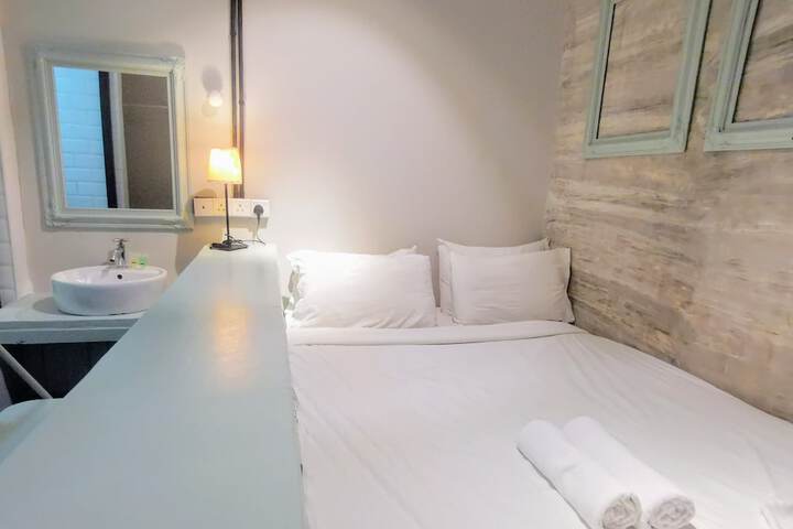 Room 7 of 55