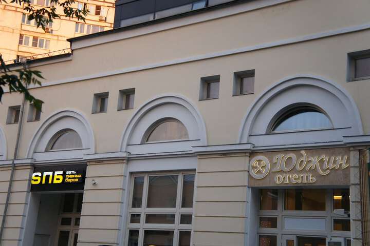 Hotel 64 of 65