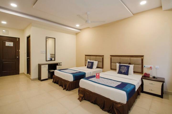Room 6 of 15