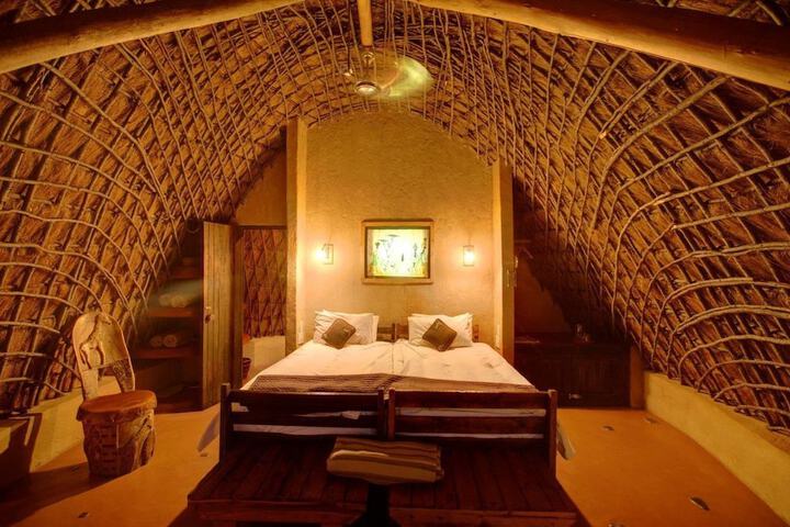 Room 2 of 20