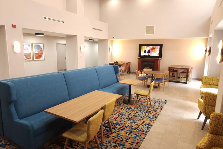 Hotel Interior 8 of 121