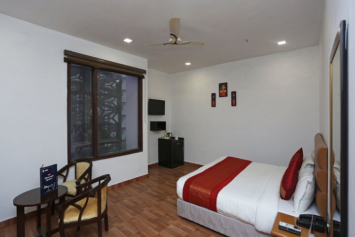 Room 10 of 25