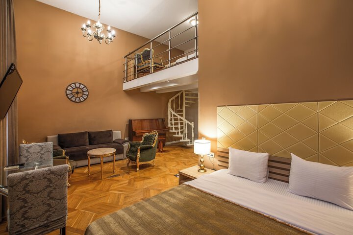 Room 49 of 91
