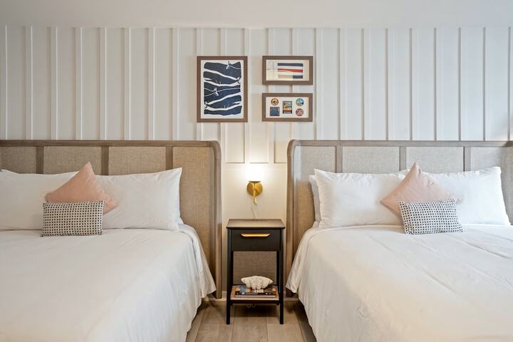 Room 4 of 45