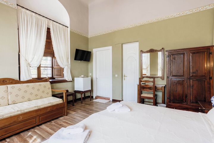 Room 14 of 46