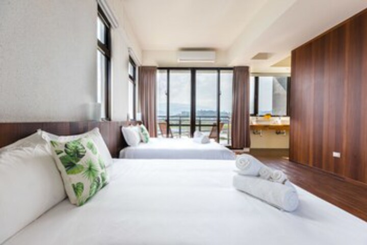 Room 75 of 89