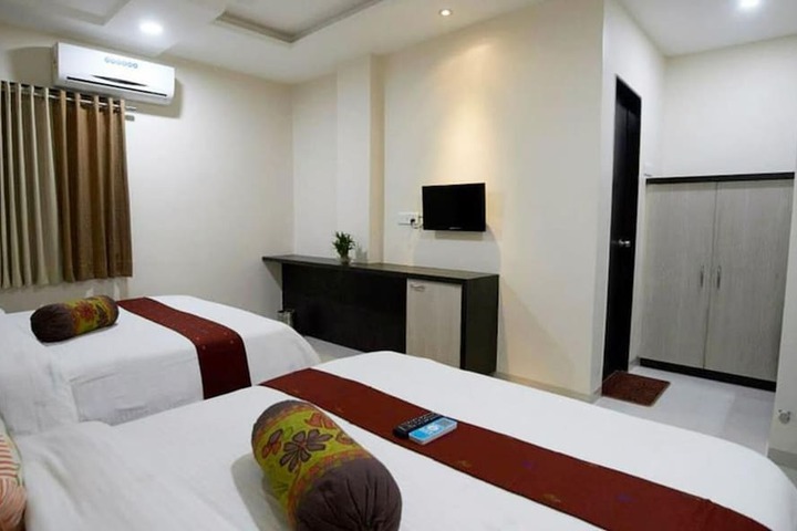 Room 21 of 33
