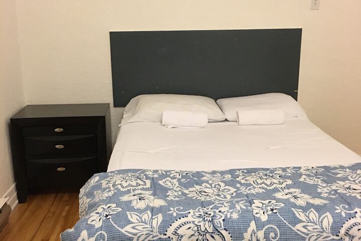 Standard Room, King or Two Doubles (1 of 19)