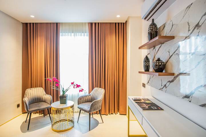 Room 3 of 22