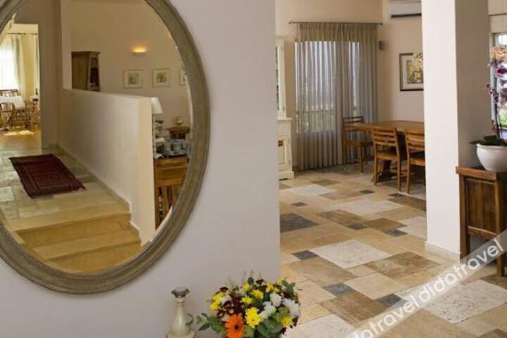 Hotel Interior 18 of 32