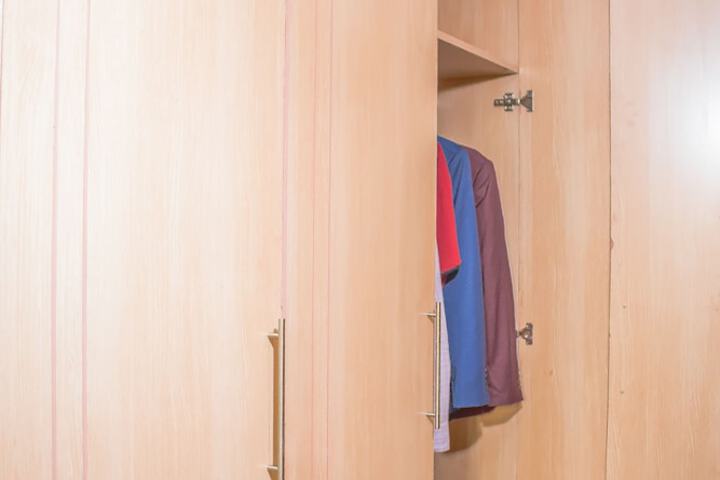 Room 27 of 44
