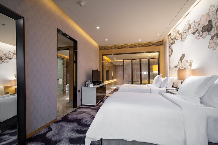 Room 27 of 101