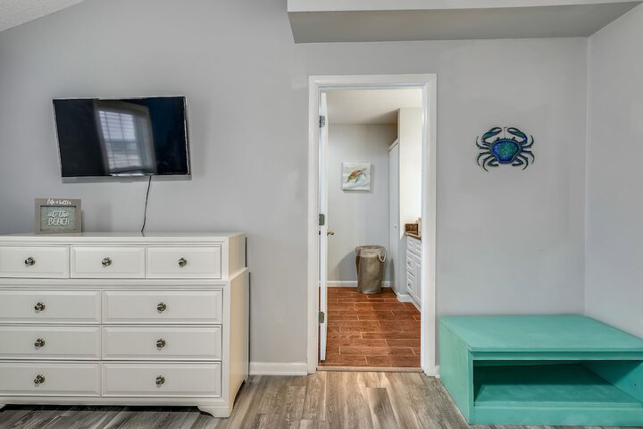 Room 12 of 46