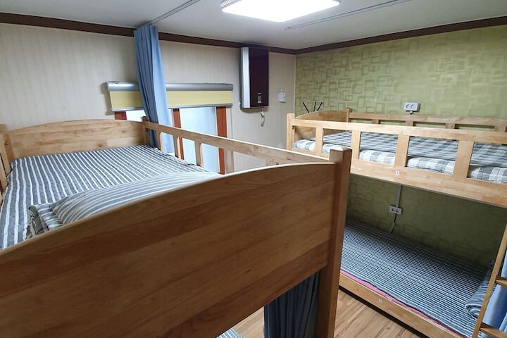 Room 19 of 43