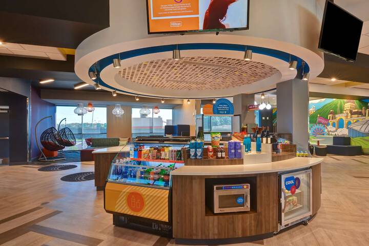 Snack bar