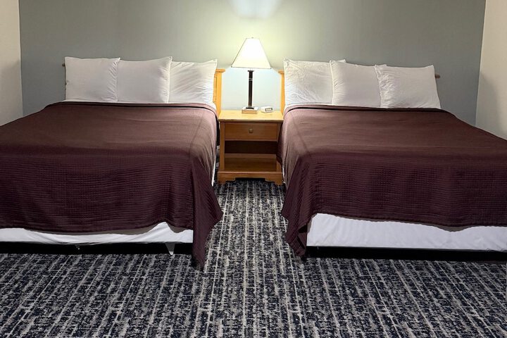 Room 192 of 293