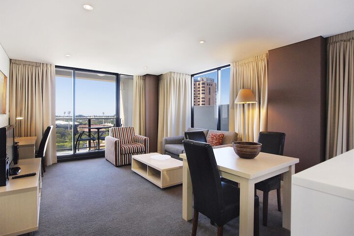 Room 28 of 60