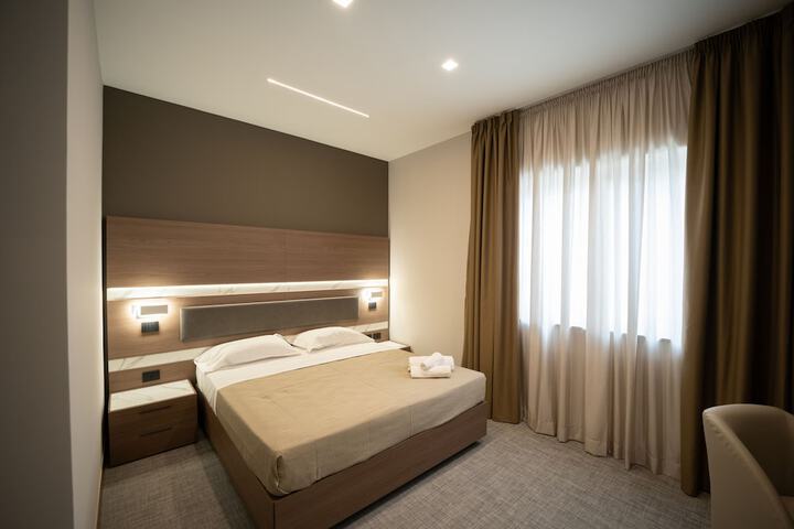 Room 6 of 39