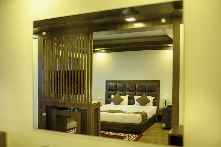 Room 40 of 81