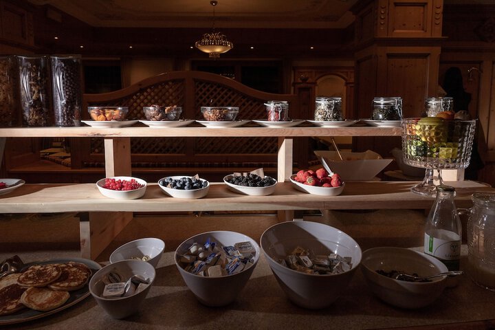 Breakfast/Coffee Service 116 of 142
