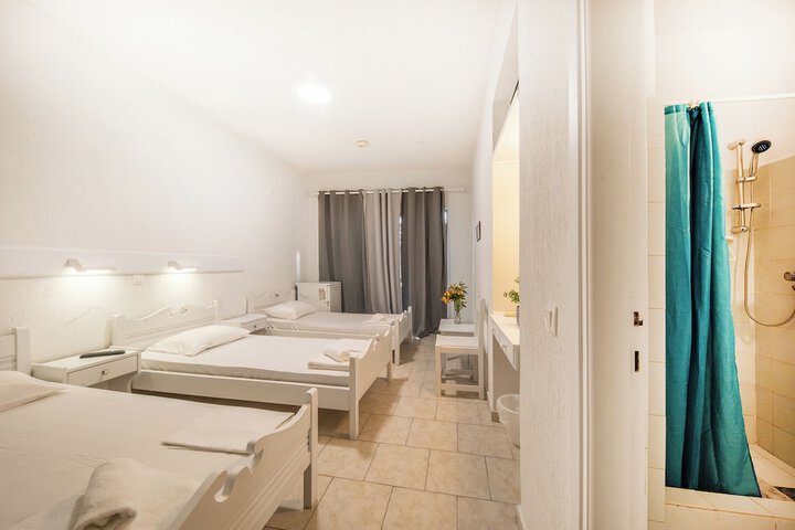 Room 19 of 44