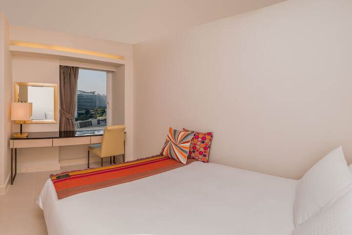Room 5 of 58