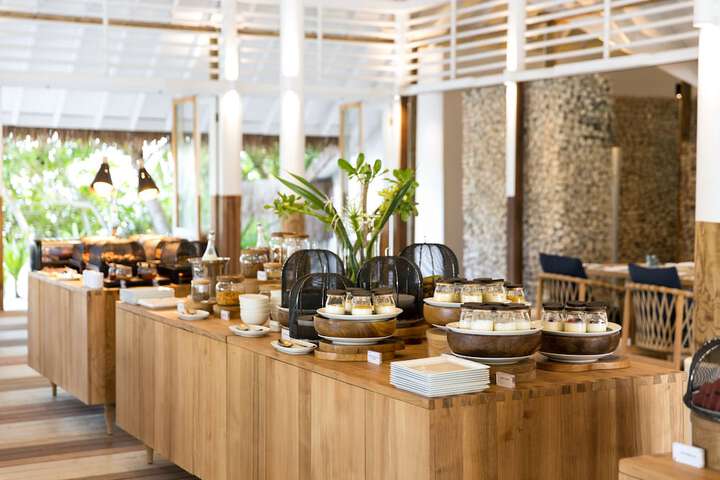 Dining 106 of 147
