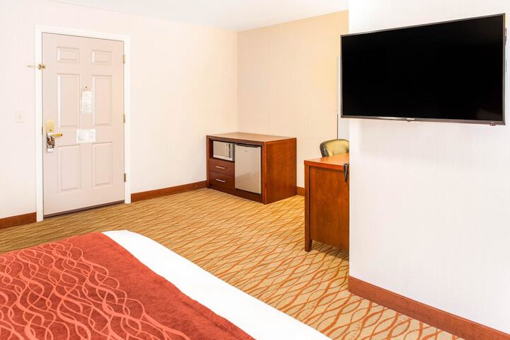 Room 28 of 95