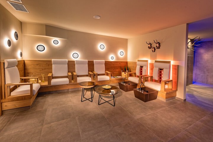Spa 71 of 104
